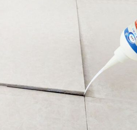 黔南瓷砖空鼓维修公司分享卫生间瓷砖脱落的原因可能有以下几点